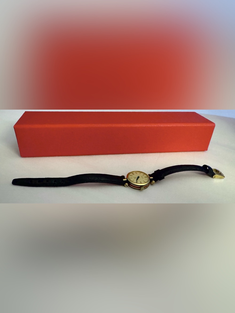 EUC Vintage Women's Gucci 2000L Sherry Line Ivory Roman Dial Quartz 21mm Watch